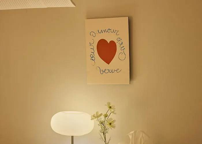 10 Min To Sillim & Seowon Station, Cozy Studio, Luggage Storage アパート