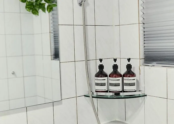 10 Min To Sillim & Seowon Station, Cozy Studio, Luggage Storage アパート *
